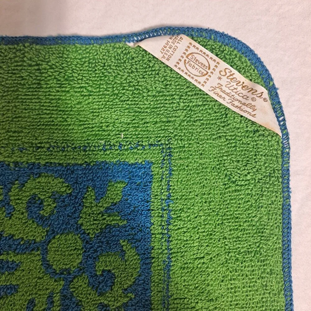 Vintage Martex Bath Hand Towel Washcloth Set Floral Purple Retro Soft 60s 70s US